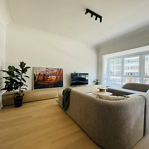  Apartment Renovated With Casino View And Free Parking